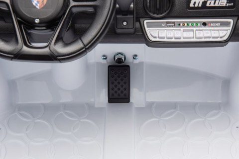 Pojazd na akumulator S322 Białe 4x4 Pojazd na akumulator S322 Białe 4x4