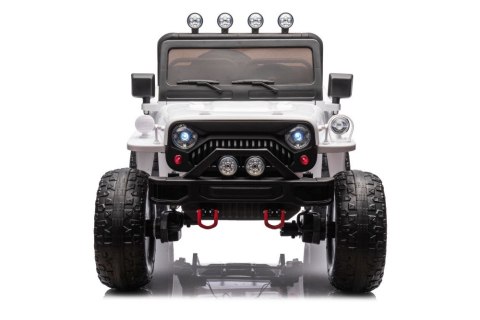 Auto Na Akumulator JH-102 Białe 4x4 Auto Na Akumulator JH-102 Białe 4x4