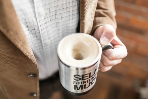 Leniwy kubek samomieszający Deluxe - CZARNY Leniwy kubek samomieszający Deluxe - CZARNY