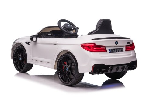 Auto Na Akumulator BMW M5 DRIFT Białe Auto Na Akumulator BMW M5 DRIFT Białe