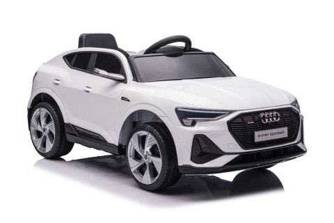 Auto Na Akumulator Audi E- Tron Białe QLS-6688 Auto Na Akumulator Audi E- Tron Białe QLS-6688
