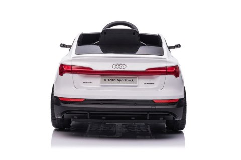 Auto Na Akumulator Audi E- Tron Białe QLS-6688 Auto Na Akumulator Audi E- Tron Białe QLS-6688
