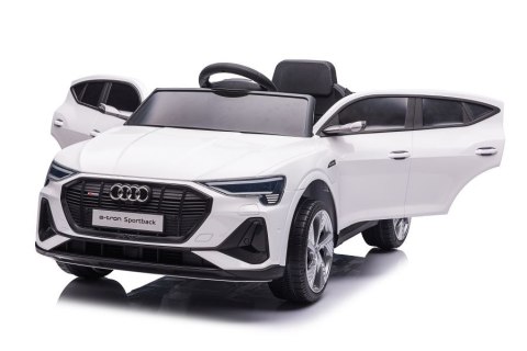 Auto Na Akumulator Audi E- Tron Białe QLS-6688 Auto Na Akumulator Audi E- Tron Białe QLS-6688