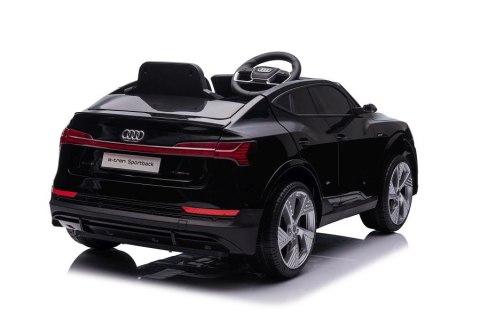 Auto Na Akumulator Audi E- Tron Czarne QLS-6688 Auto Na Akumulator Audi E- Tron Czarne QLS-6688